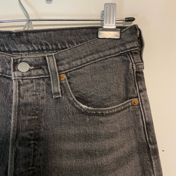 Black Faded 501 Retro Levi's - Picture 3 of 9